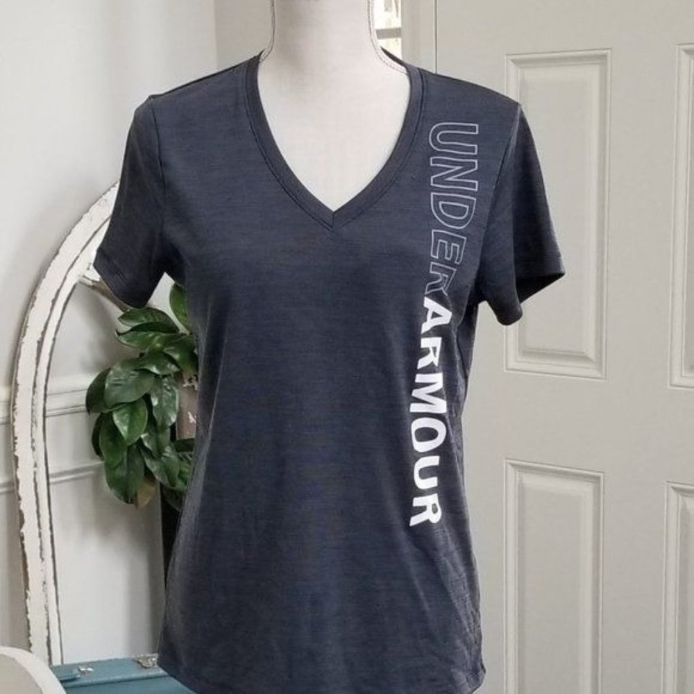 Under Armour Gray V-neck Workout Tee Size Small